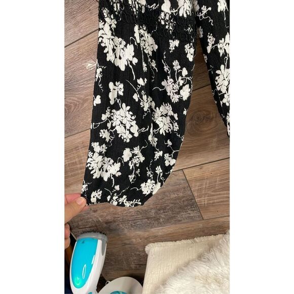 LANE BRYANT Ladies Floral Rayon 3/4 Sleeve Flowy Blouse Size 22/24 Black White - Picture 5 of 12